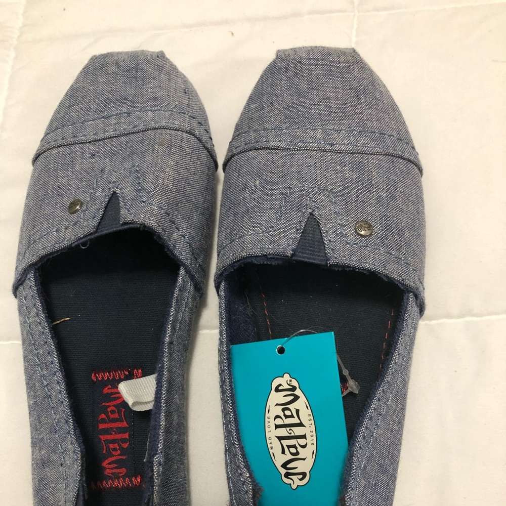 Girls denim canvas shoes size 2